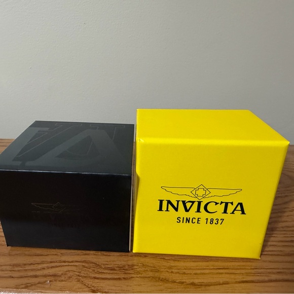 Invicta Rose Gold Rectangular Watch - Picture 7 of 8